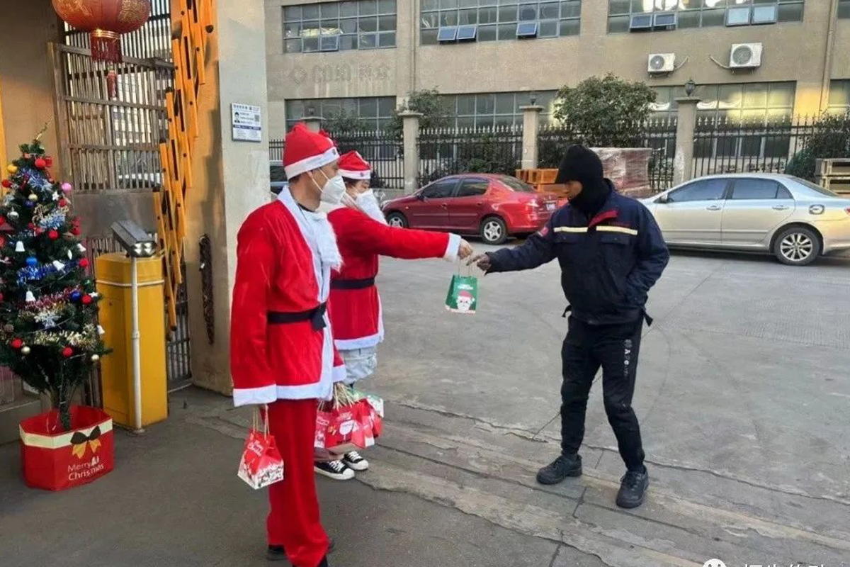 恒齒公司送蘋(píng)果|平安夜,送平安